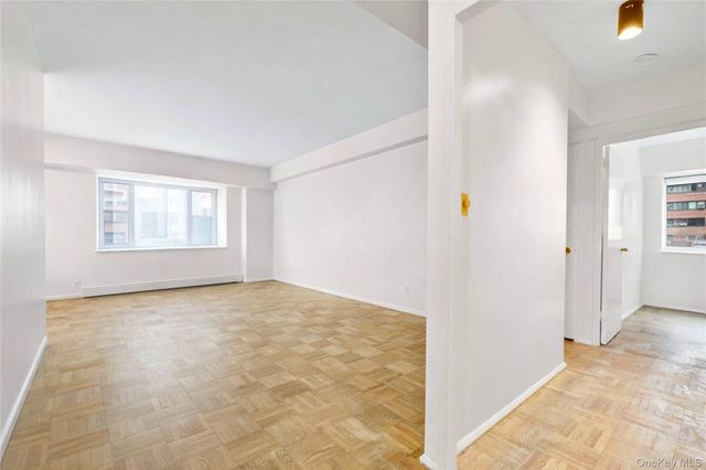 225 Adams Street H-1, Brooklyn, NY 11201