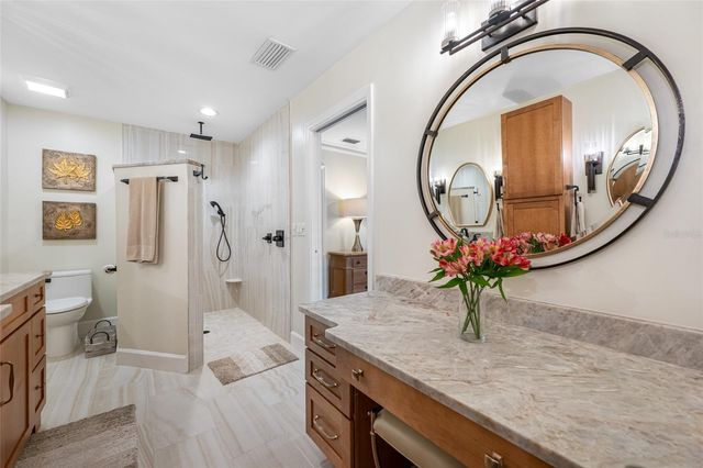 1101 80TH STREET COURT S, St Petersburg, FL 33707