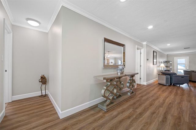 1101 80TH STREET COURT S, St Petersburg, FL 33707