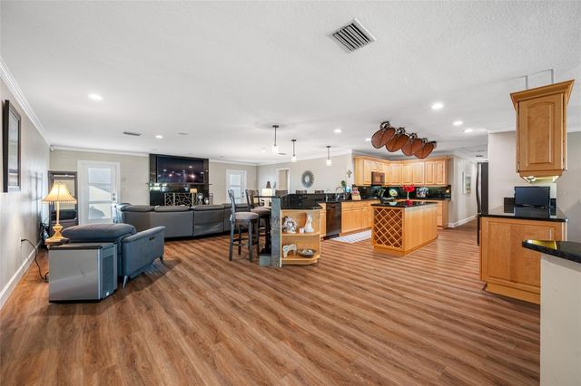 1101 80TH STREET COURT S, St Petersburg, FL 33707