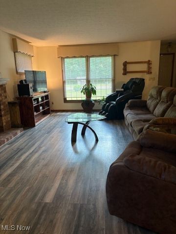 1616 Quail Hollow Drive, Cambridge, OH 43725