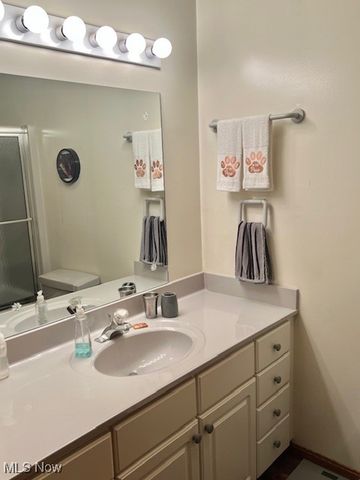 1616 Quail Hollow Drive, Cambridge, OH 43725