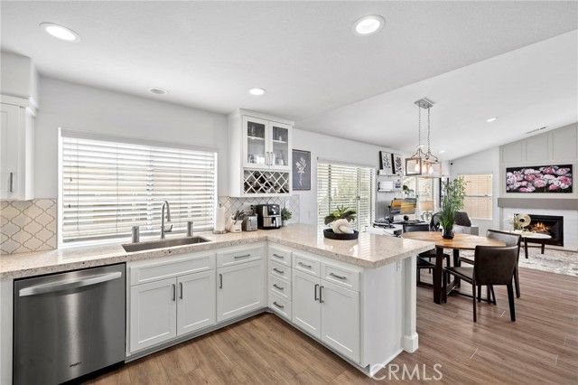 18 Cagney, Lake Forest (el Toro), CA 92610