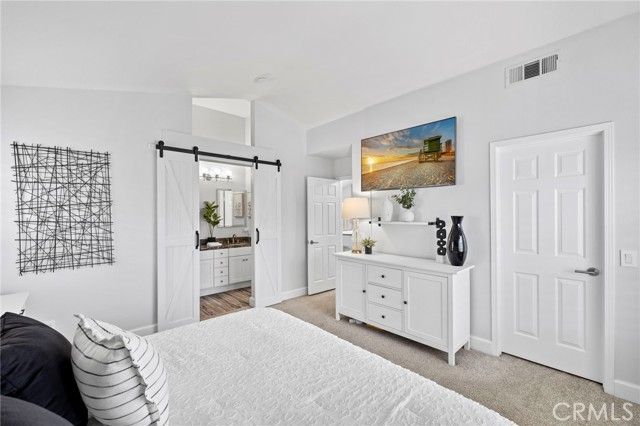 18 Cagney, Lake Forest (el Toro), CA 92610