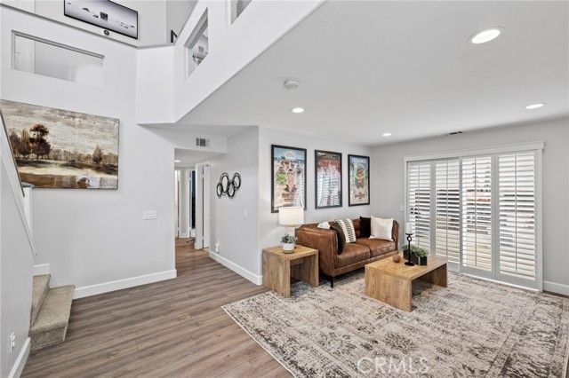 18 Cagney, Lake Forest (el Toro), CA 92610