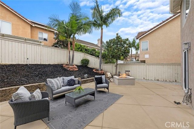 18 Cagney, Lake Forest (el Toro), CA 92610