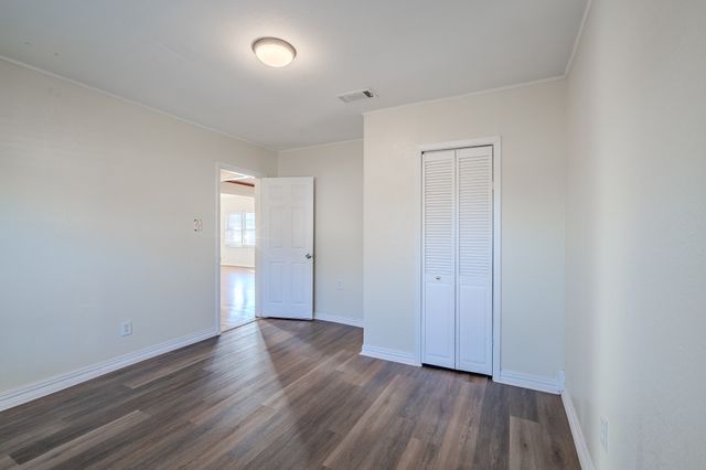 1107 Ferndale Avenue, Dallas, TX 75224