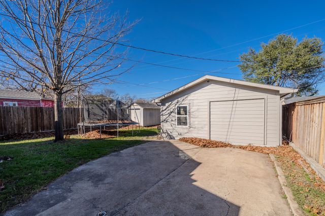 1107 Ferndale Avenue, Dallas, TX 75224