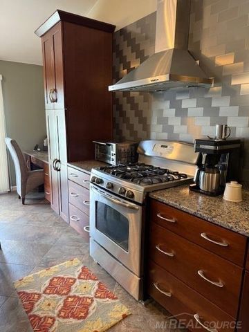 23233 Harvard Shore Drive, Clinton Twp, MI 48035