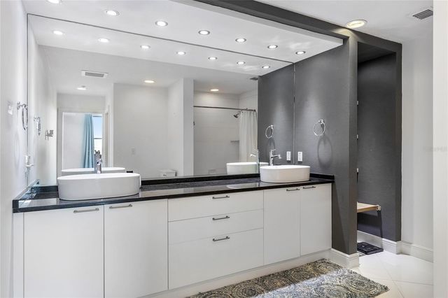 226 5TH AVENUE N 601, St Petersburg, FL 33701