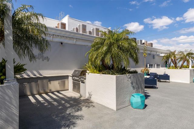 226 5TH AVENUE N 601, St Petersburg, FL 33701