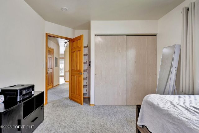 4160 Crannog Street, Anchorage, AK 99502