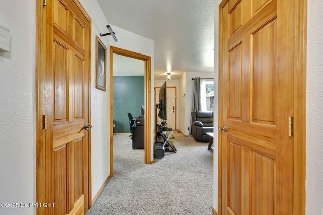 4160 Crannog Street, Anchorage, AK 99502
