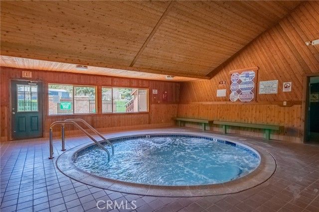 391 Montclair 99, Big Bear City, CA 92314