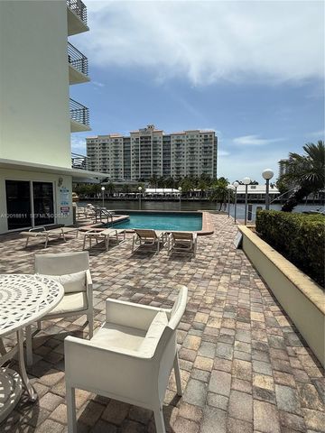 2900 NE 30th St A-7, Fort Lauderdale, FL 33306
