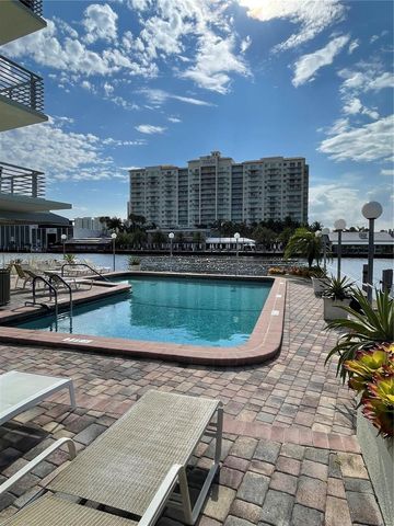 2900 NE 30th St A-7, Fort Lauderdale, FL 33306