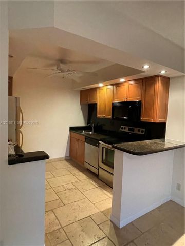 2900 NE 30th St A-7, Fort Lauderdale, FL 33306