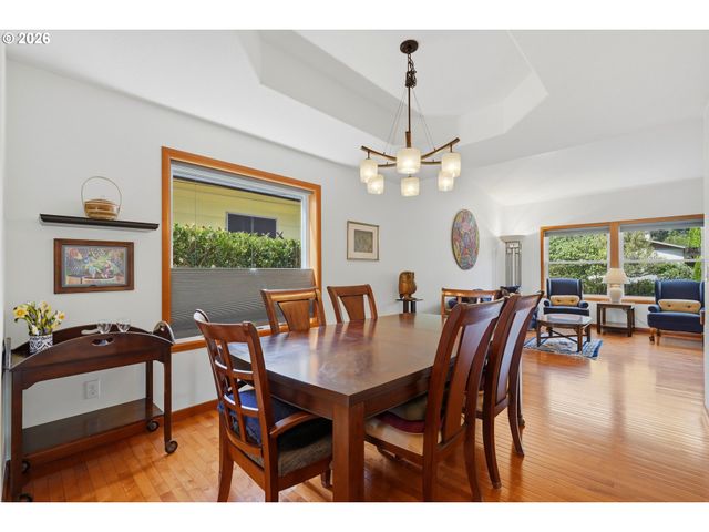 1616 Se 87TH Ave, Portland, OR 97216