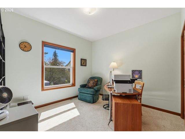 1616 Se 87TH Ave, Portland, OR 97216