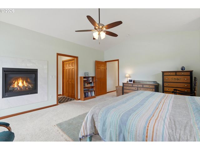 1616 Se 87TH Ave, Portland, OR 97216