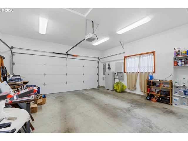 1616 Se 87TH Ave, Portland, OR 97216