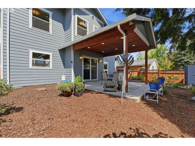 1616 Se 87TH Ave, Portland, OR 97216