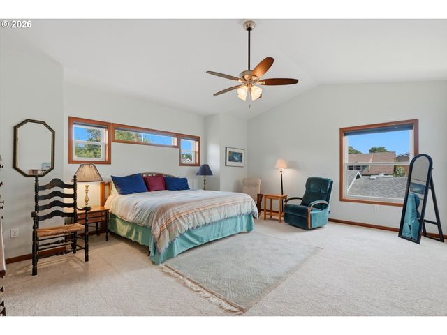 1616 Se 87TH Ave, Portland, OR 97216