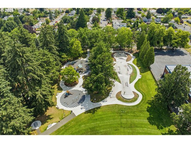 1616 Se 87TH Ave, Portland, OR 97216
