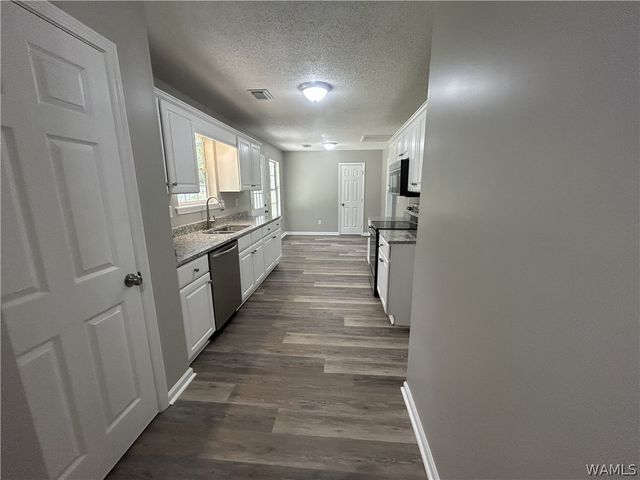 3232 Alpine PL, Tuscaloosa, AL 35405