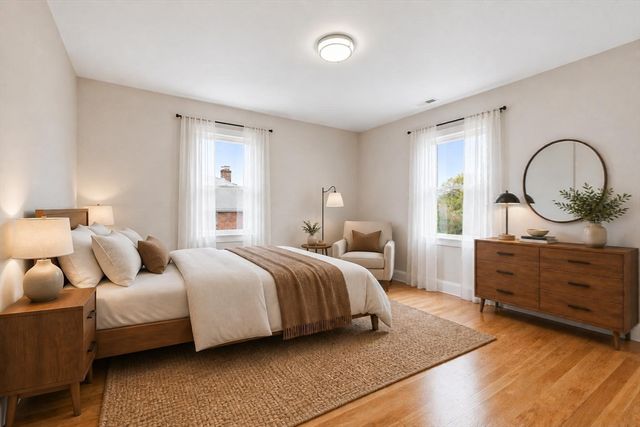 329 Warren, Waltham, MA 02453