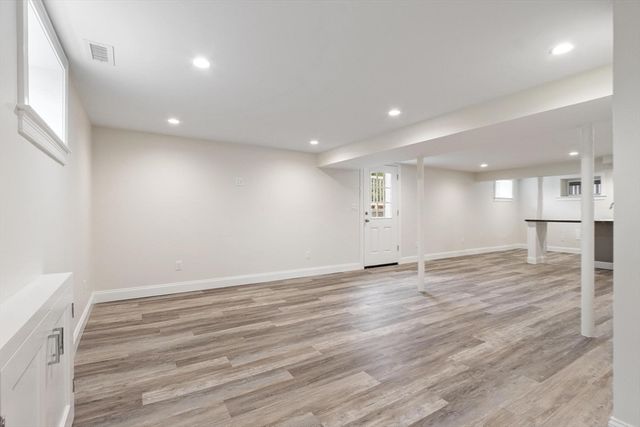 329 Warren, Waltham, MA 02453