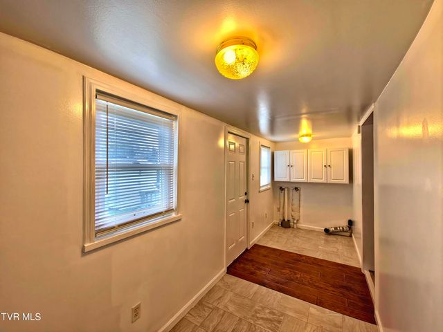 1009 Riverside Avenue, Kingsport, TN 37660
