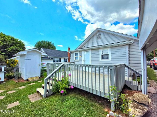 1009 Riverside Avenue, Kingsport, TN 37660