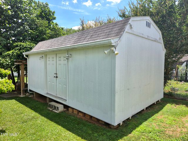 1009 Riverside Avenue, Kingsport, TN 37660