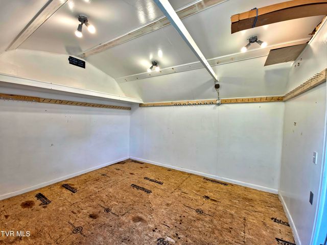 1009 Riverside Avenue, Kingsport, TN 37660