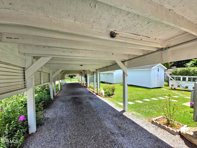 1009 Riverside Avenue, Kingsport, TN 37660