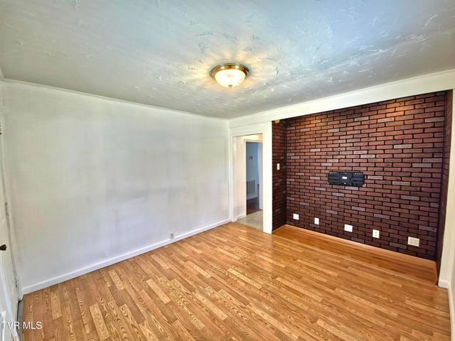 1009 Riverside Avenue, Kingsport, TN 37660