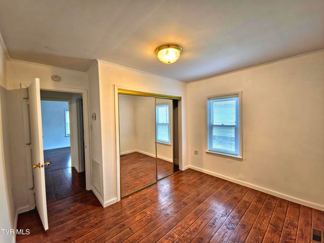 1009 Riverside Avenue, Kingsport, TN 37660