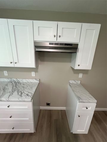 405 Highcrest Drive, Dallas, TX 75232