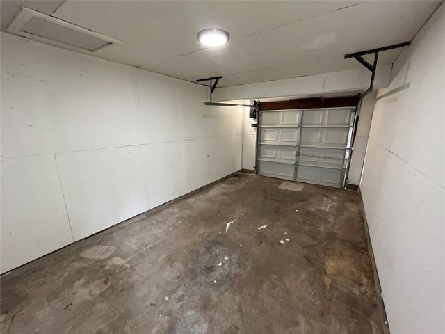 405 Highcrest Drive, Dallas, TX 75232