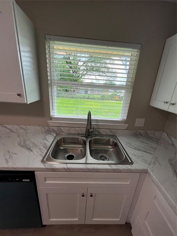 405 Highcrest Drive, Dallas, TX 75232