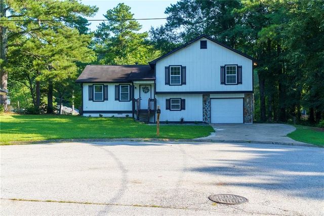 3614 Josh Court, Powder Springs, GA 30127