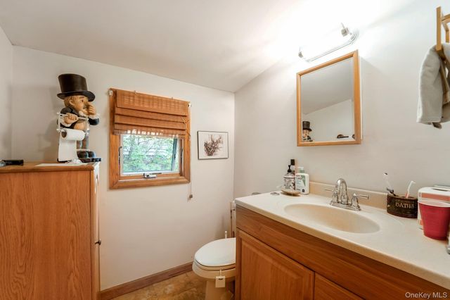 1 Brook Court, Greenwood Lake, NY 10925