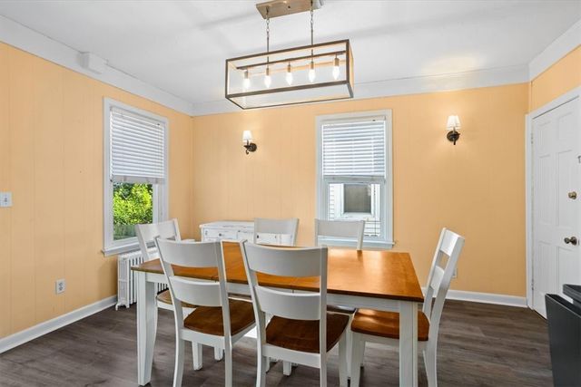 14 Lucas Avenue, Newport, RI 02840