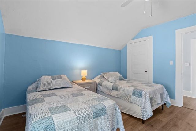 14 Lucas Avenue, Newport, RI 02840