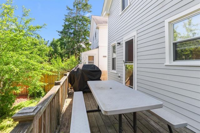 14 Lucas Avenue, Newport, RI 02840