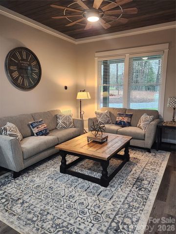 8320 Drena Drive, Sherrills Ford, NC 28673