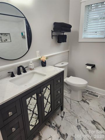 8320 Drena Drive, Sherrills Ford, NC 28673