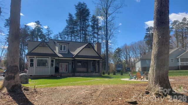 8320 Drena Drive, Sherrills Ford, NC 28673