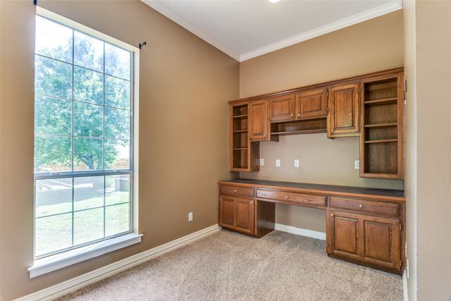 1309 Wedgewood Drive, Cleburne, TX 76033